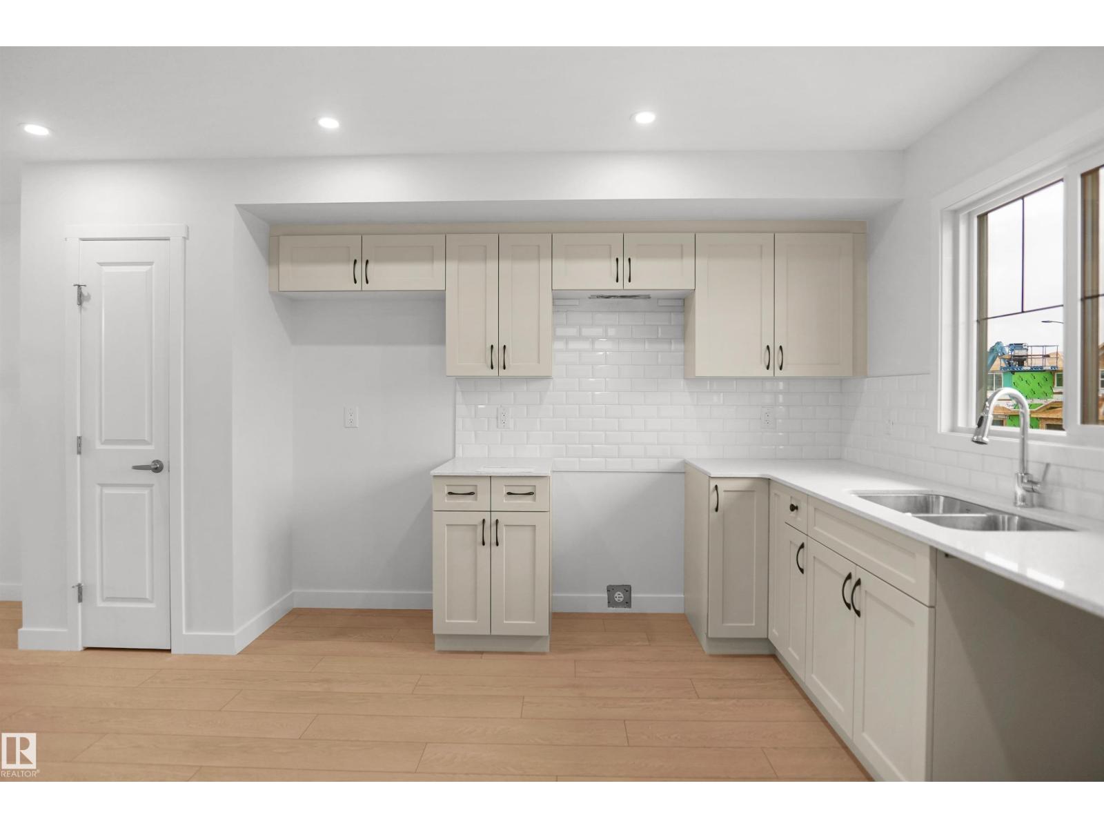 13133 214 ST NW - 16
