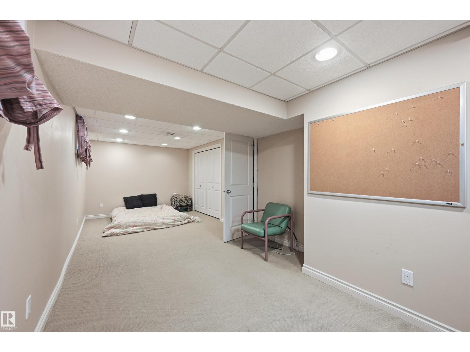 9616 146 ST NW — photo 34