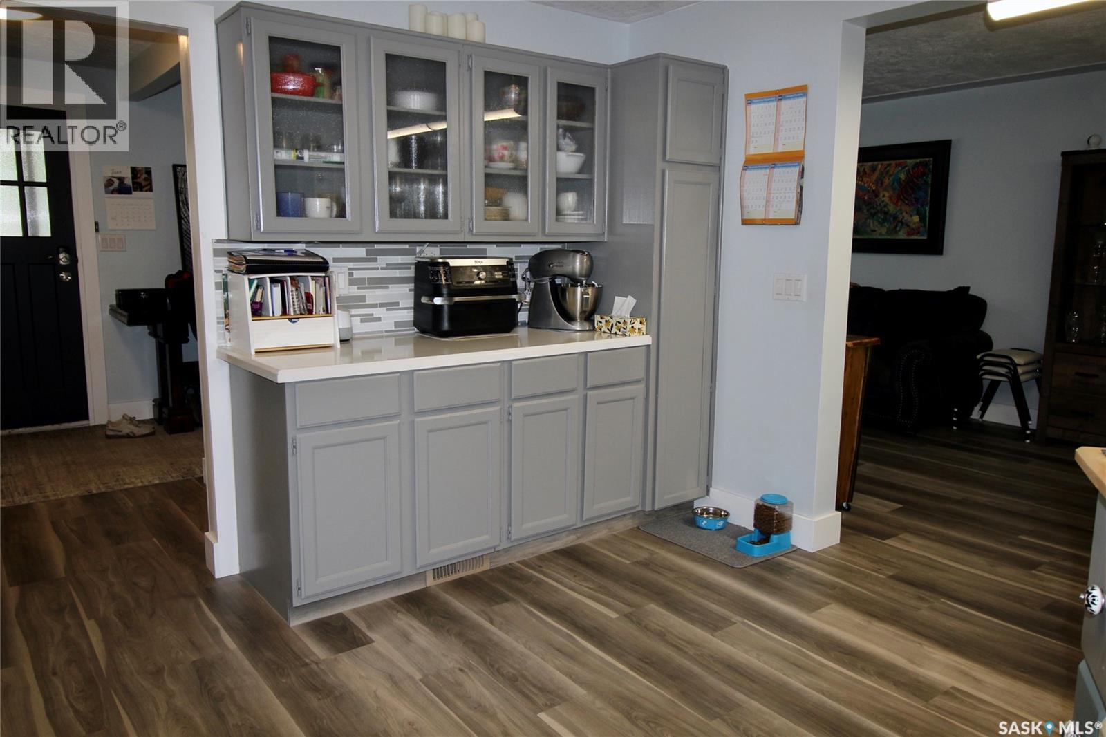 808 Ellice STREET - photo 5