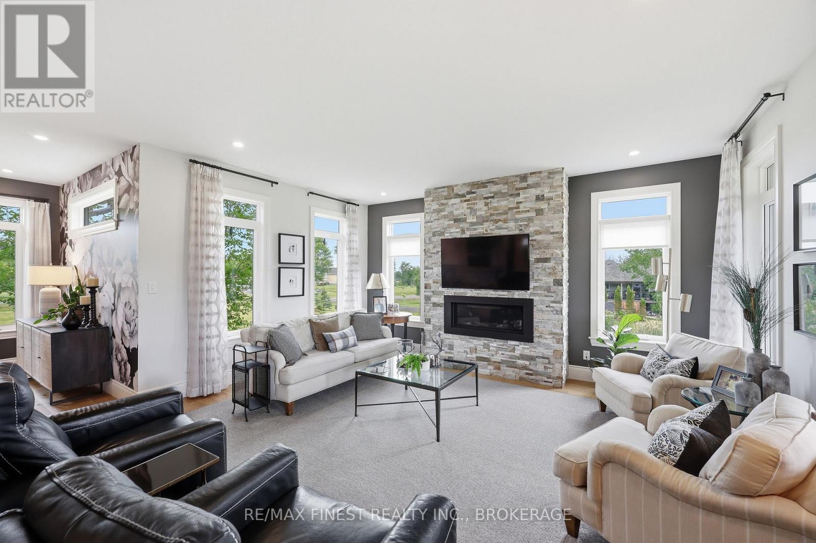 1046 KAM AVENUE - Image 22