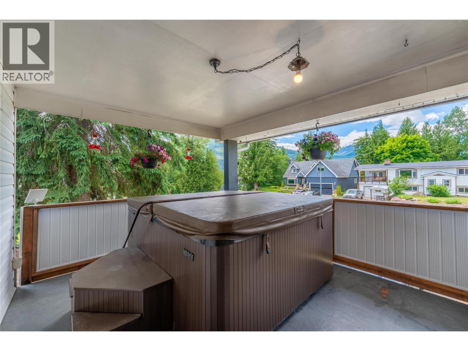 162 Pearkes Drive - 15