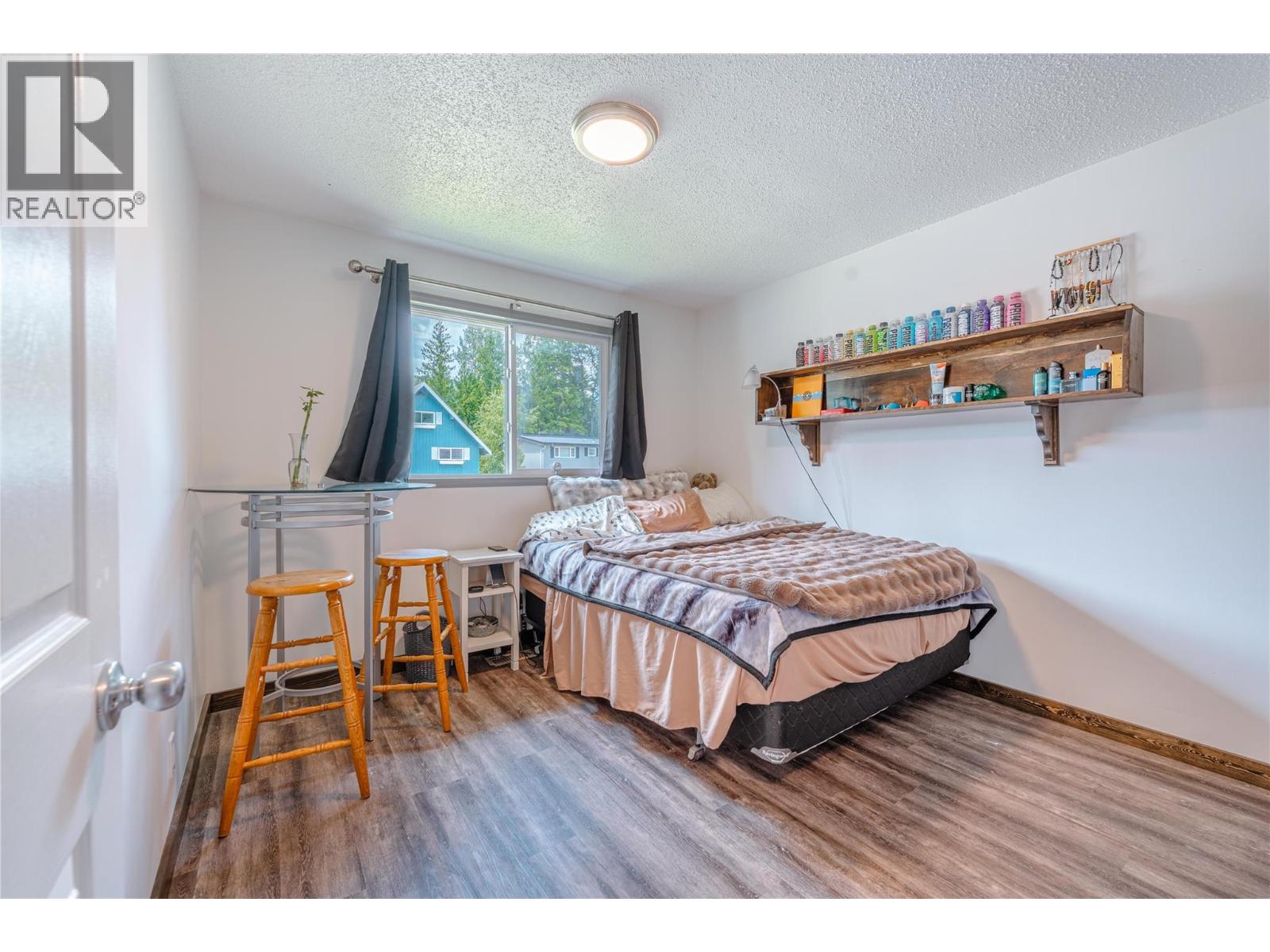 162 Pearkes Drive - 20