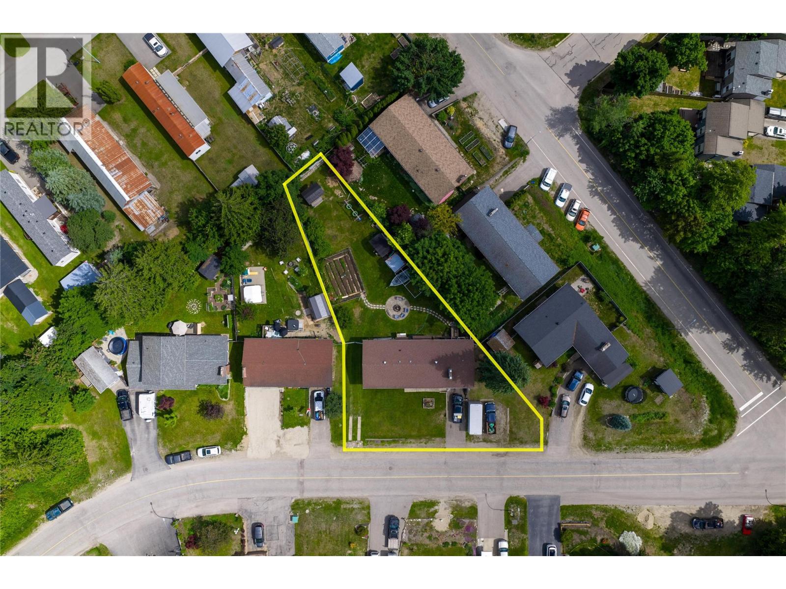 162 Pearkes Drive - 45