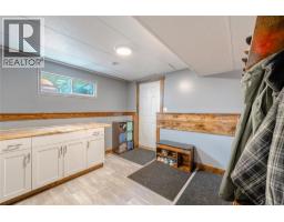 162 Pearkes Drive, Revelstoke, BC V0E2S0 Photo 31