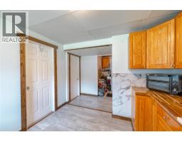 162 Pearkes Drive, Revelstoke, BC V0E2S0 Photo 36