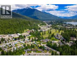 162 Pearkes Drive, Revelstoke, BC V0E2S0 Photo 46