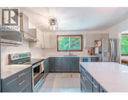 3pc Bathroom - 162 Pearkes Drive, Revelstoke, BC V0E2S0 Photo 8
