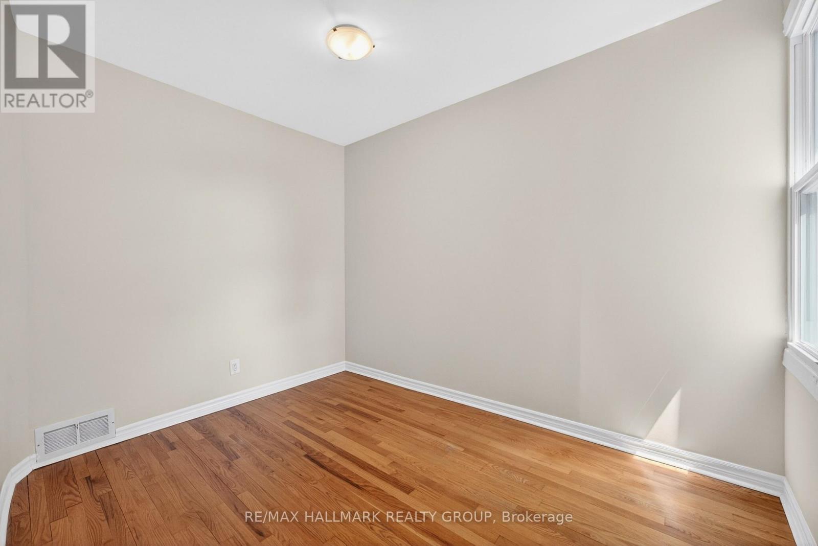 212 ARLINGTON AVENUE - 27