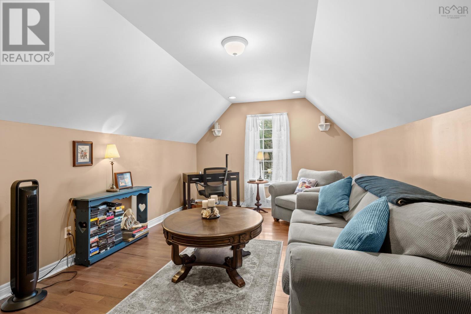 278 Pleasant Drive - 28