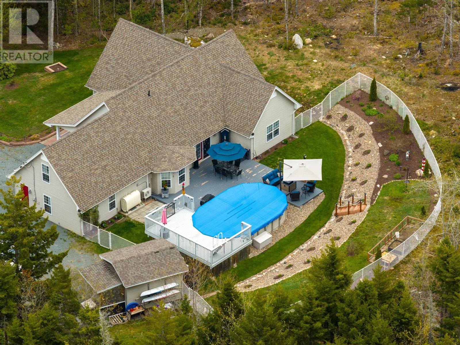 278 Pleasant Drive - 3