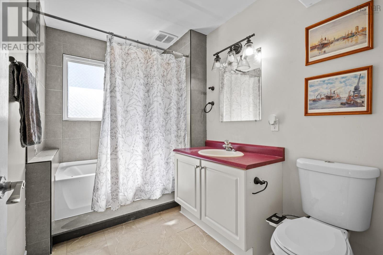 327 East Petpeswick Road - 20