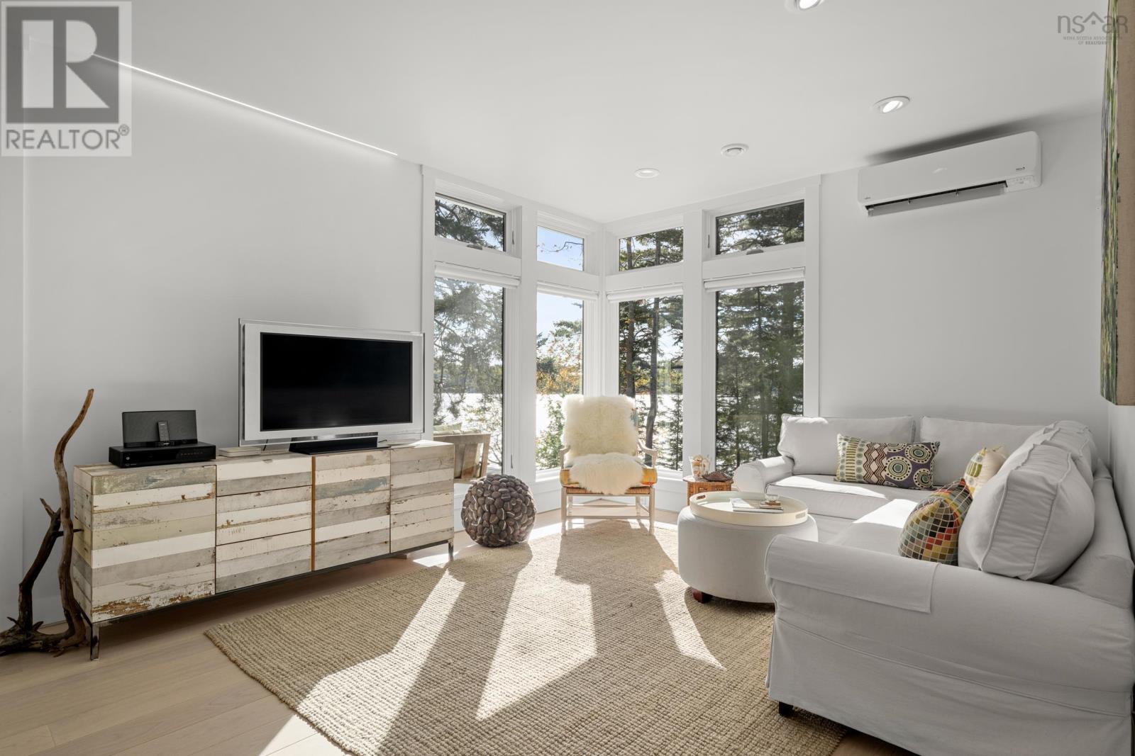 32 Himmelman Lane - 34