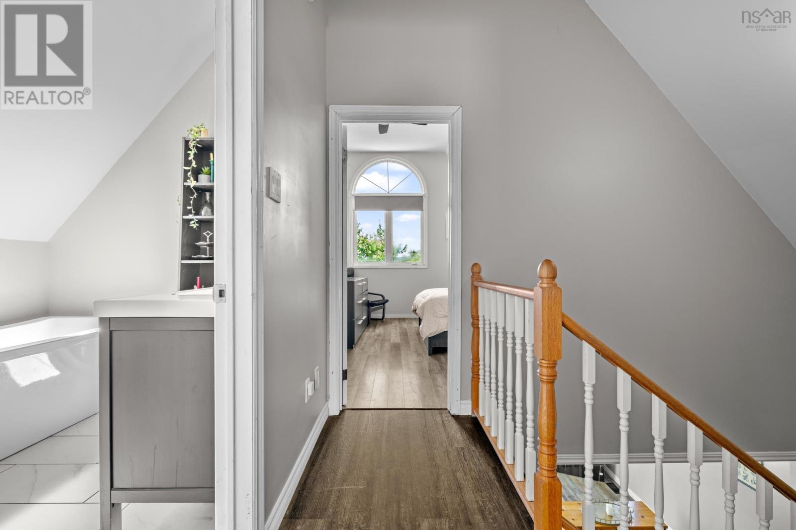 327 East Petpeswick Road - 22