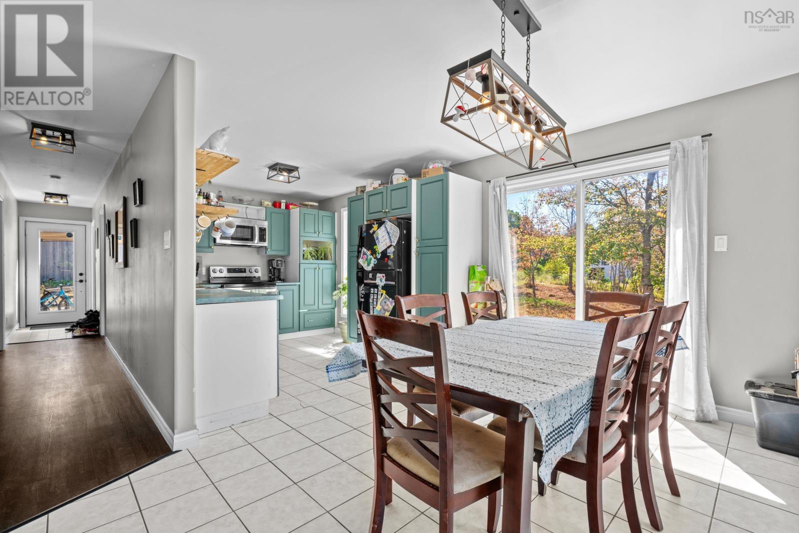 327 East Petpeswick Road - 12