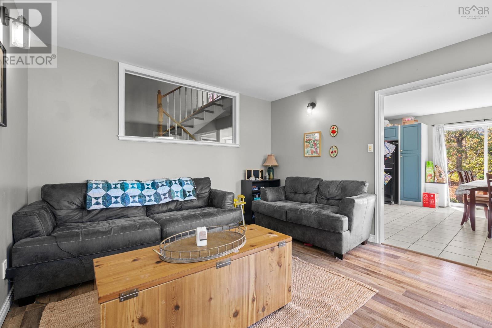 327 East Petpeswick Road - 19