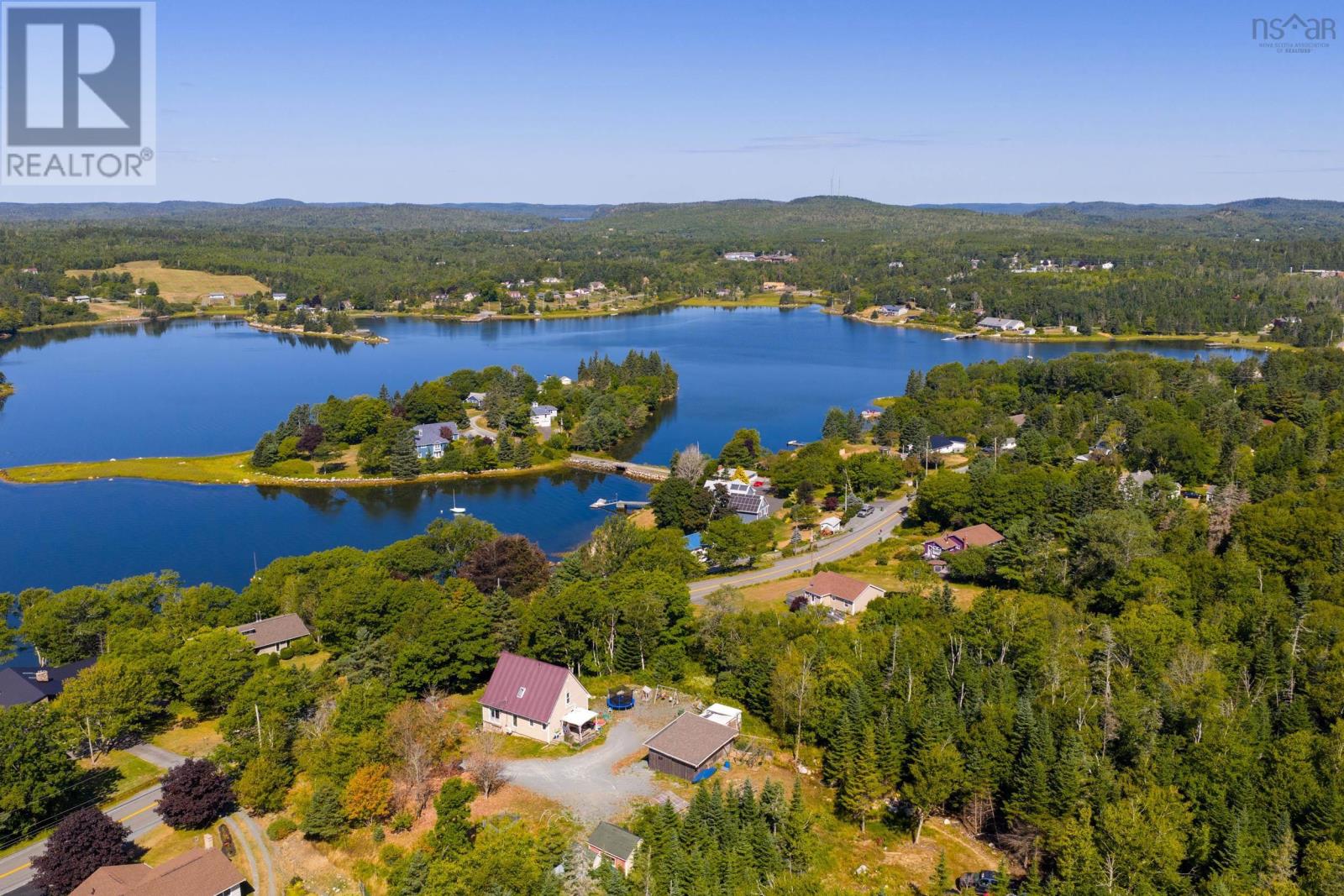 327 East Petpeswick Road - 7