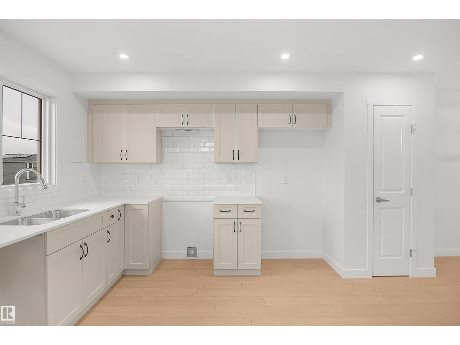 13135 214 ST NW - 13