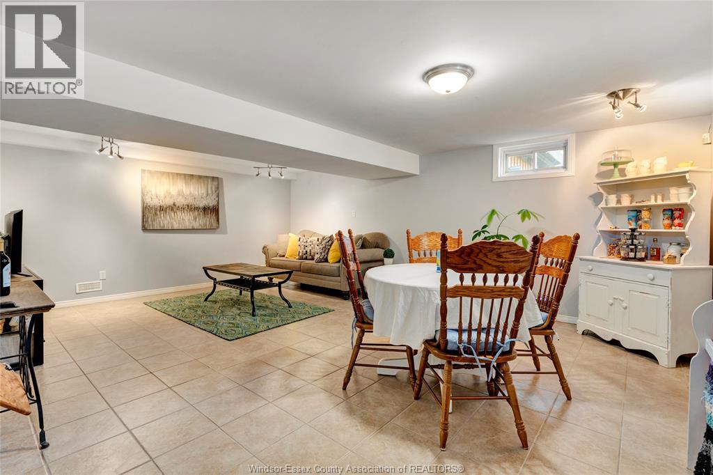 1545 VOLLANS STREET - 20