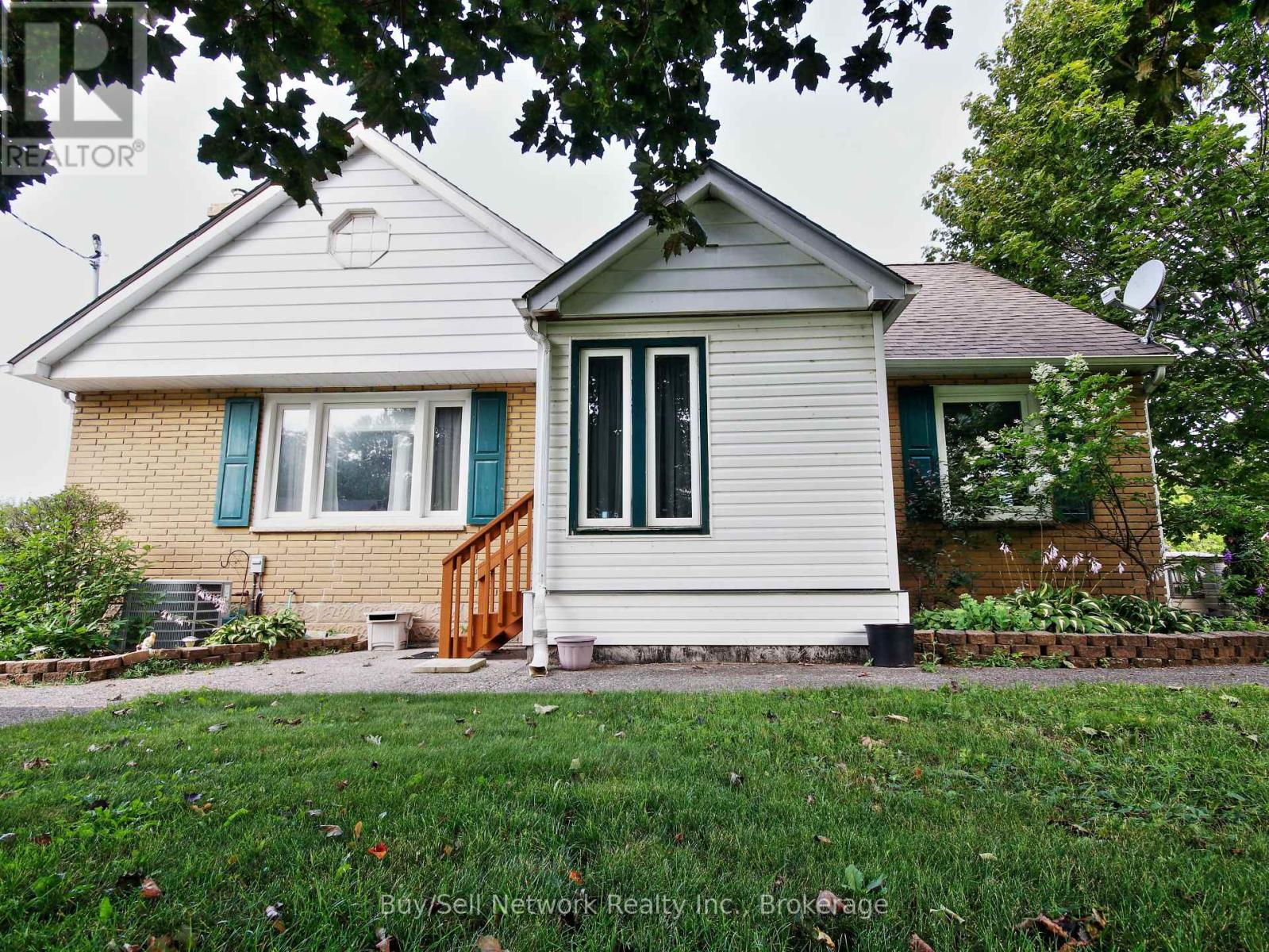 962 WARD STREET - 1