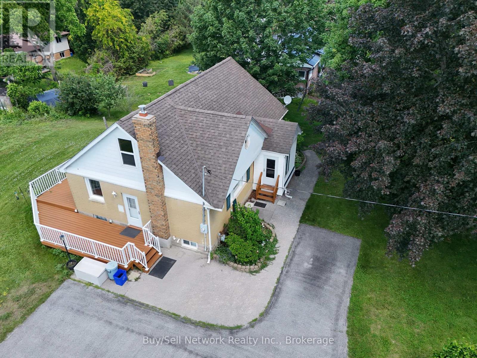 962 WARD STREET - 8