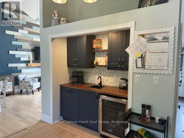 118 ECHO BAY ROAD E - 24