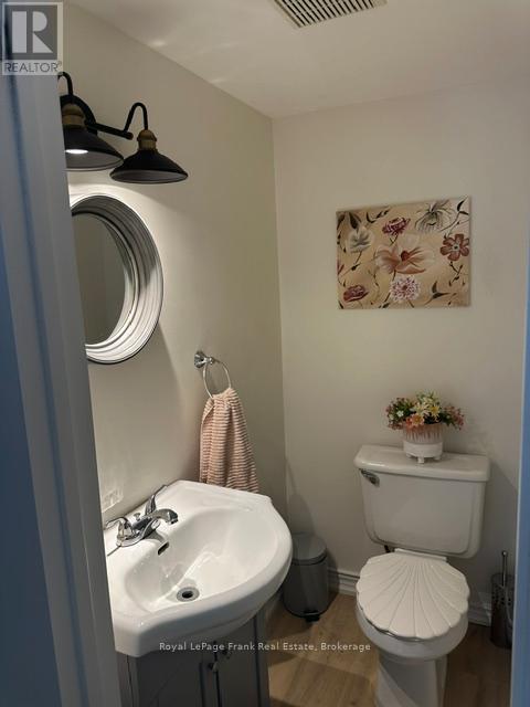 118 ECHO BAY ROAD E - 36