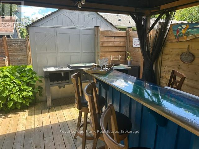 118 ECHO BAY ROAD E - 8