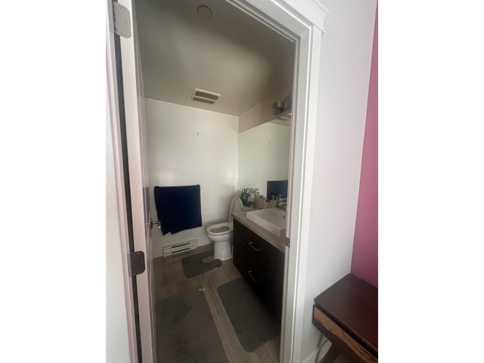 #902-11967 80 Avenue, Delta