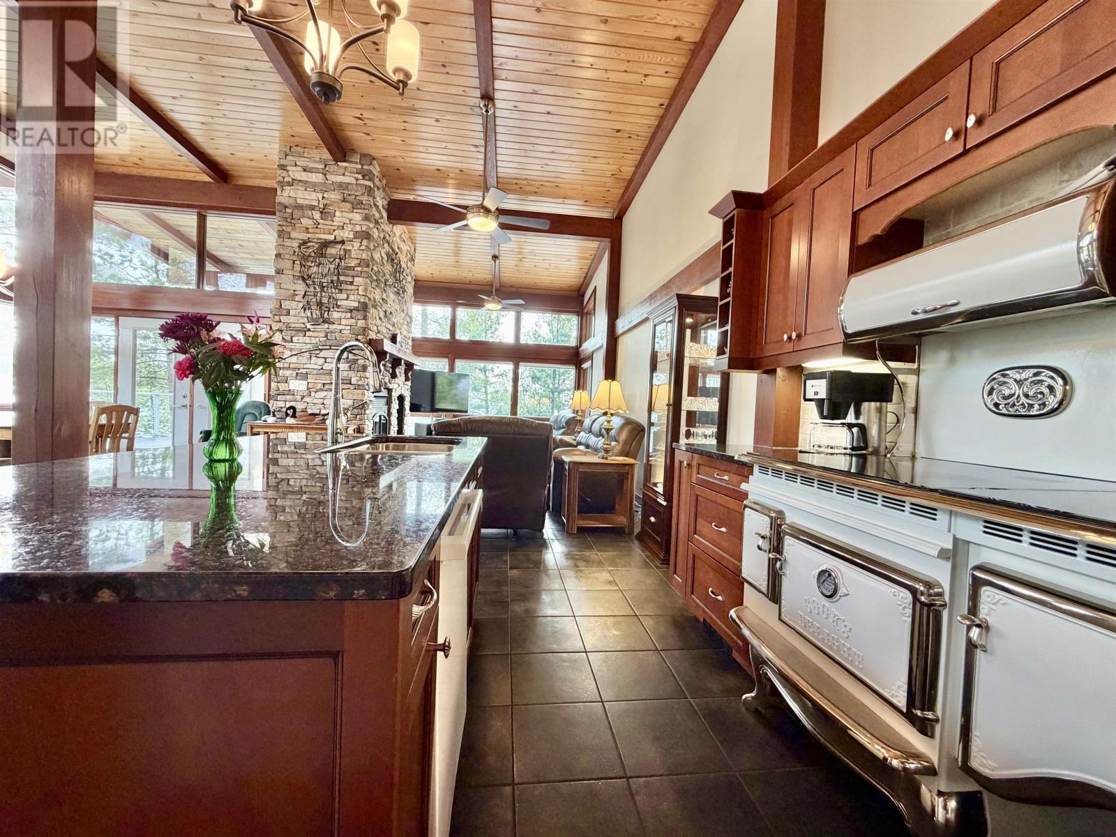 447 Hopkins Bay RD - 13
