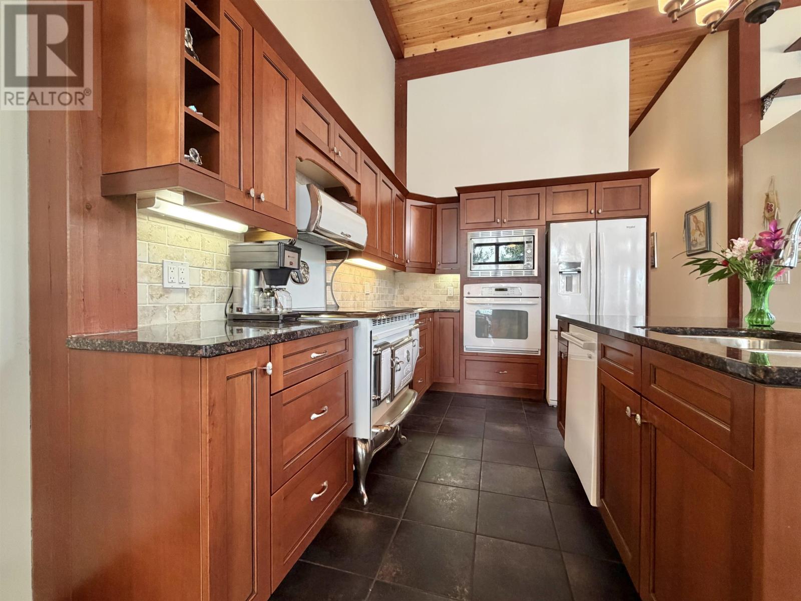 447 Hopkins Bay RD - 12