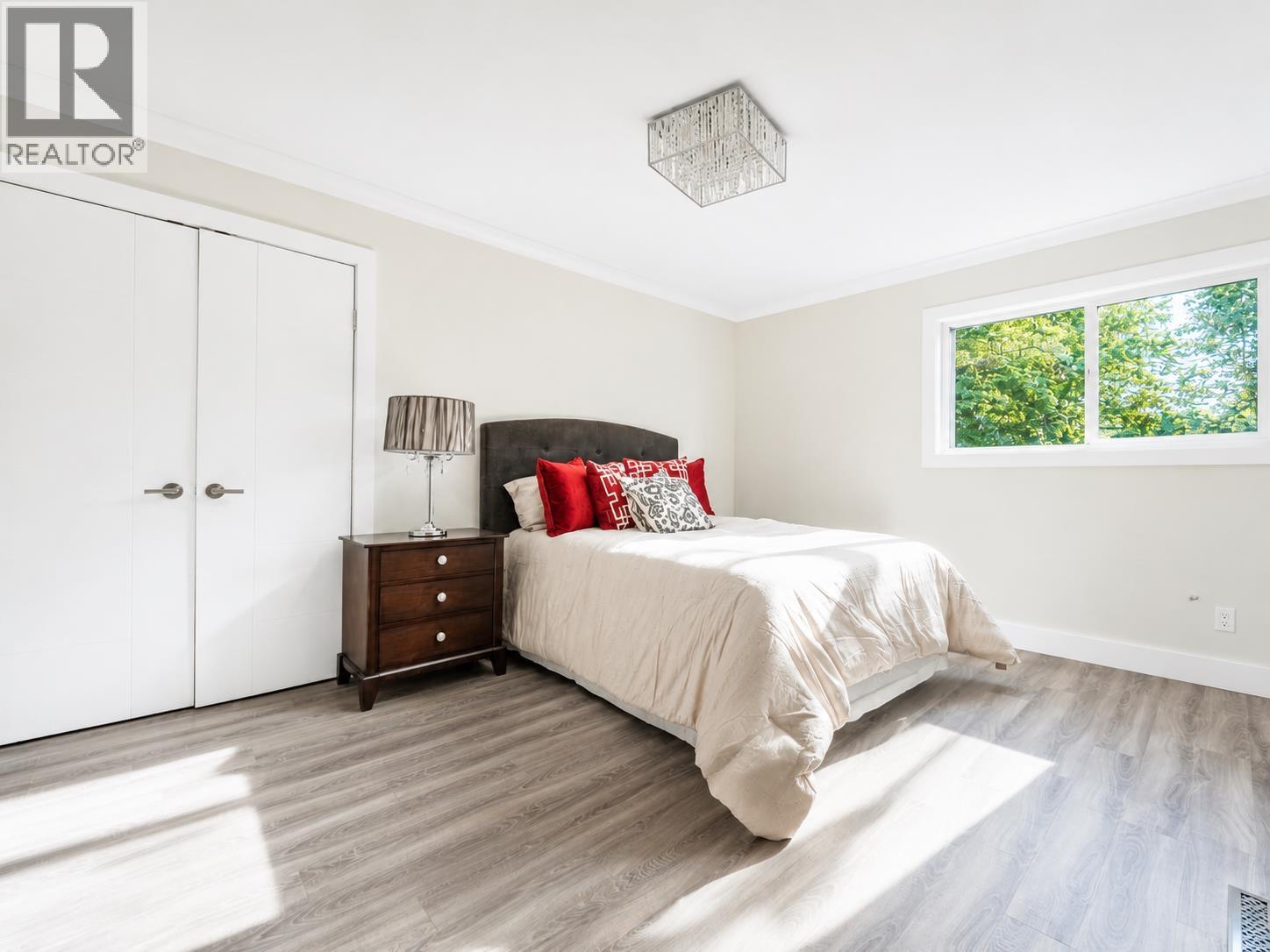 638 KING GEORGES WAY, West Vancouver