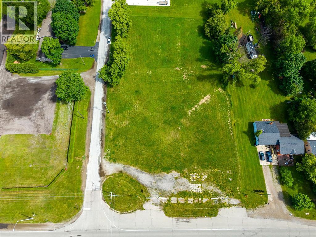 2104 LONDON LINE, Sarnia — photo 3