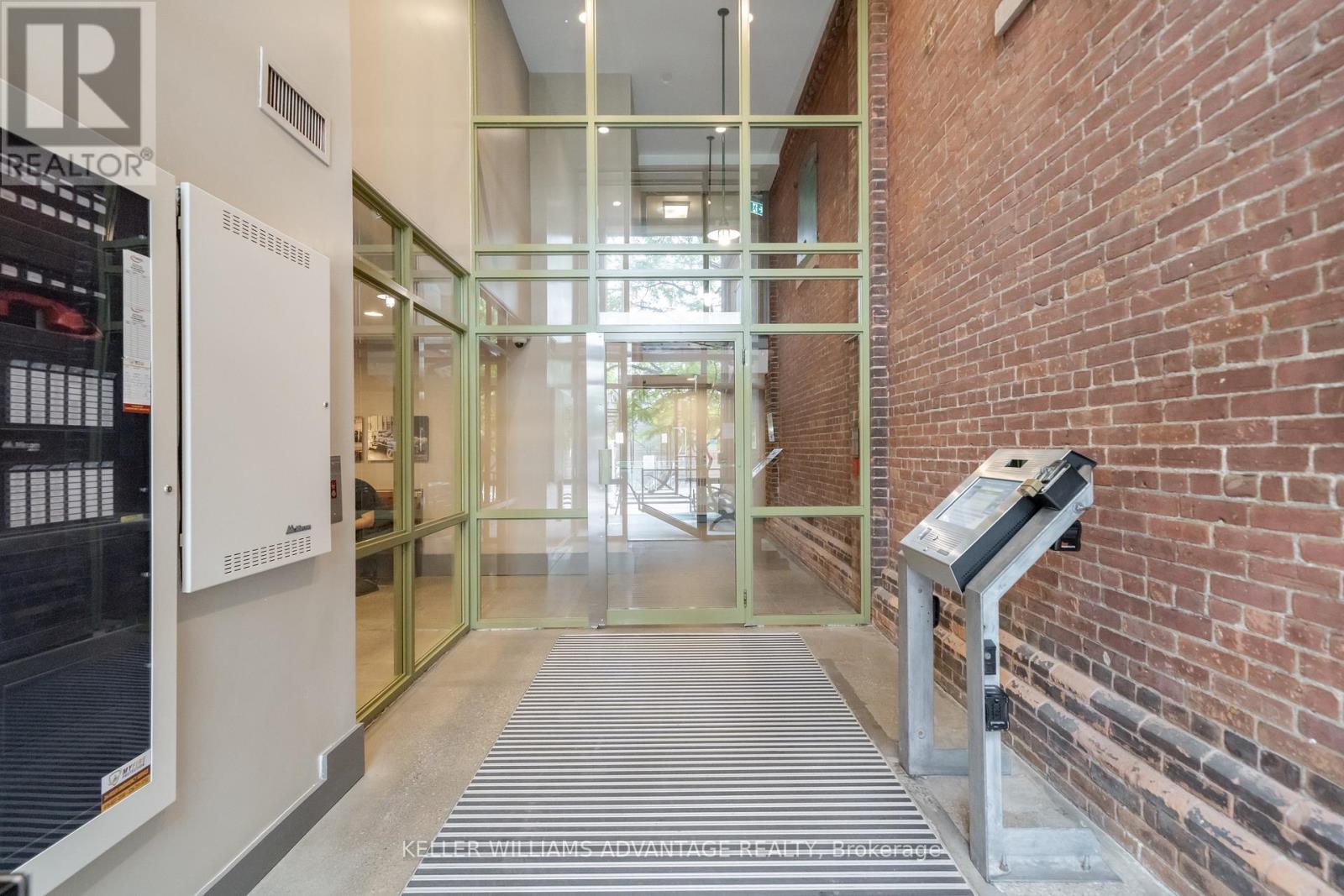 SUB PENTHOUSE SP09 - 70 MILL STREET - 2