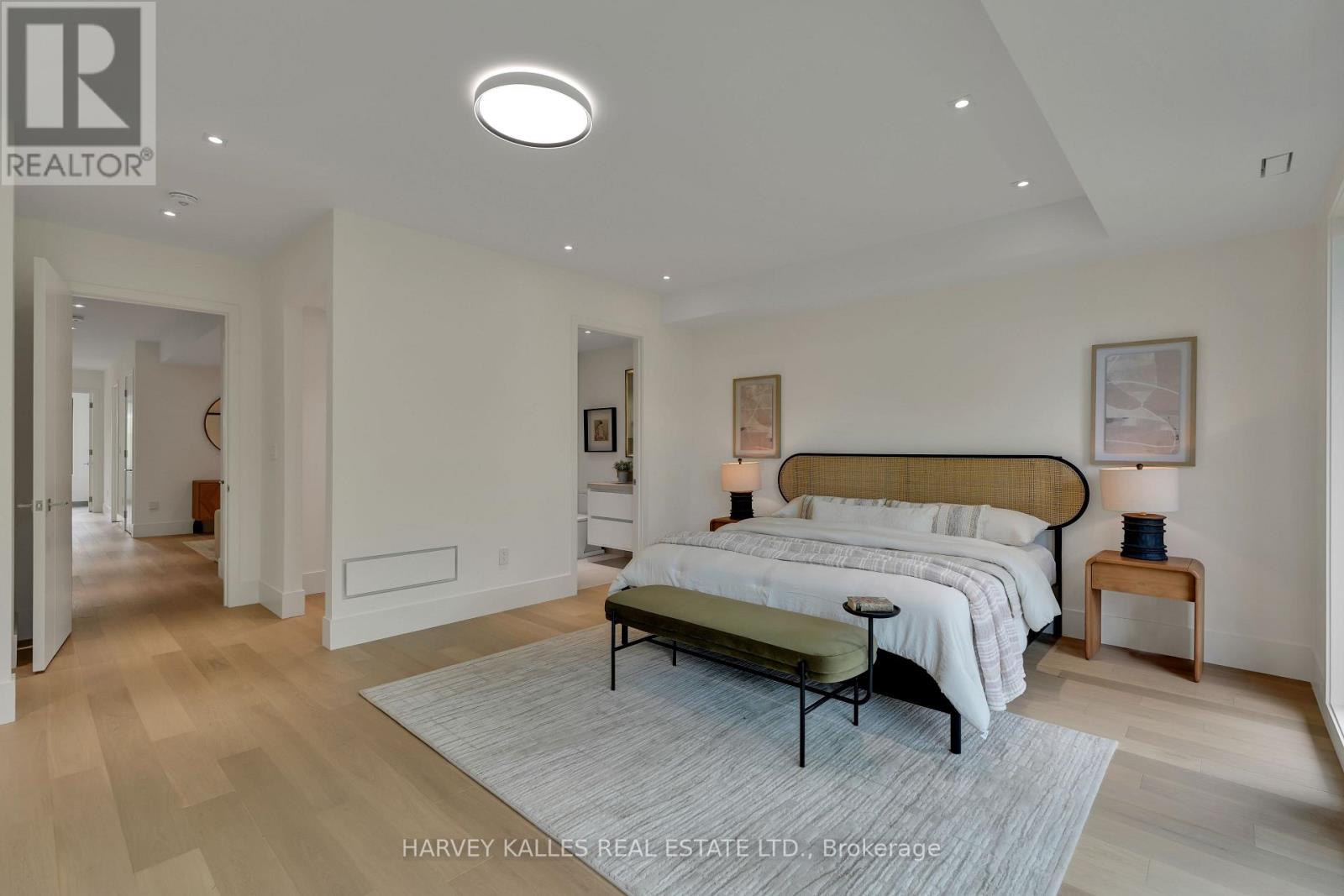 108 HEATH STREET W - 26