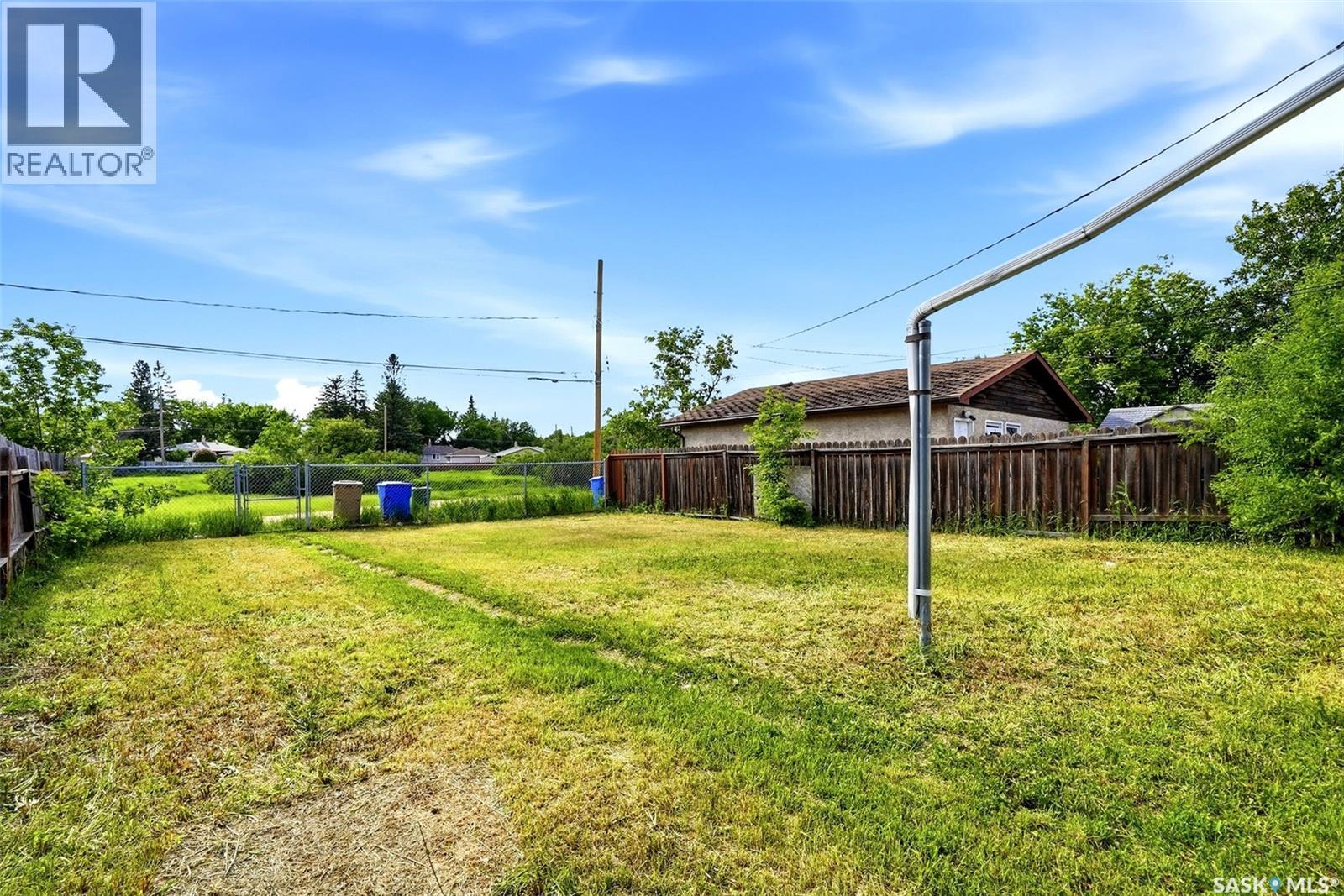 214 Edward STREET — photo 19