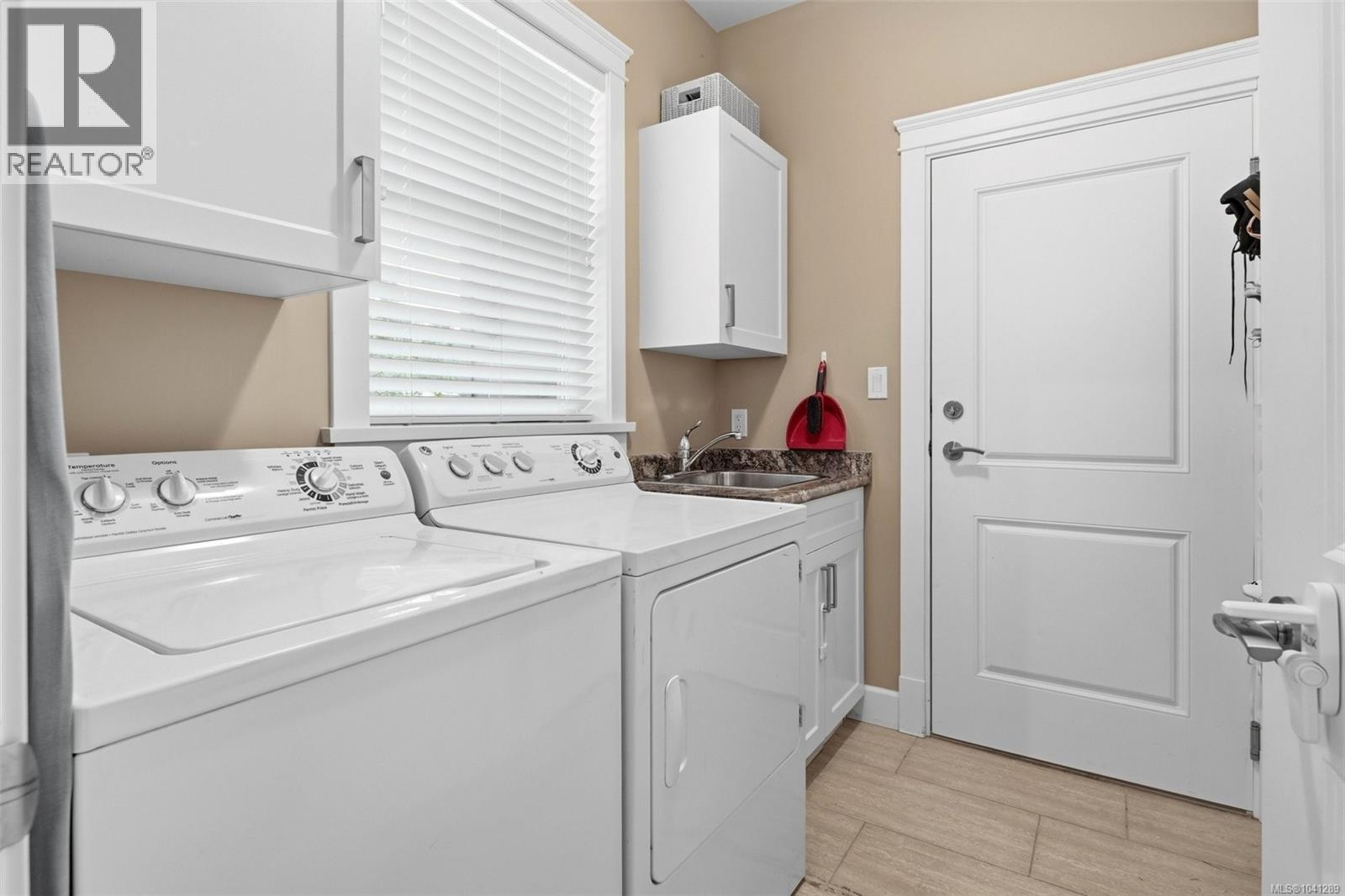 2629 Shawnigan Lake Rd - 30