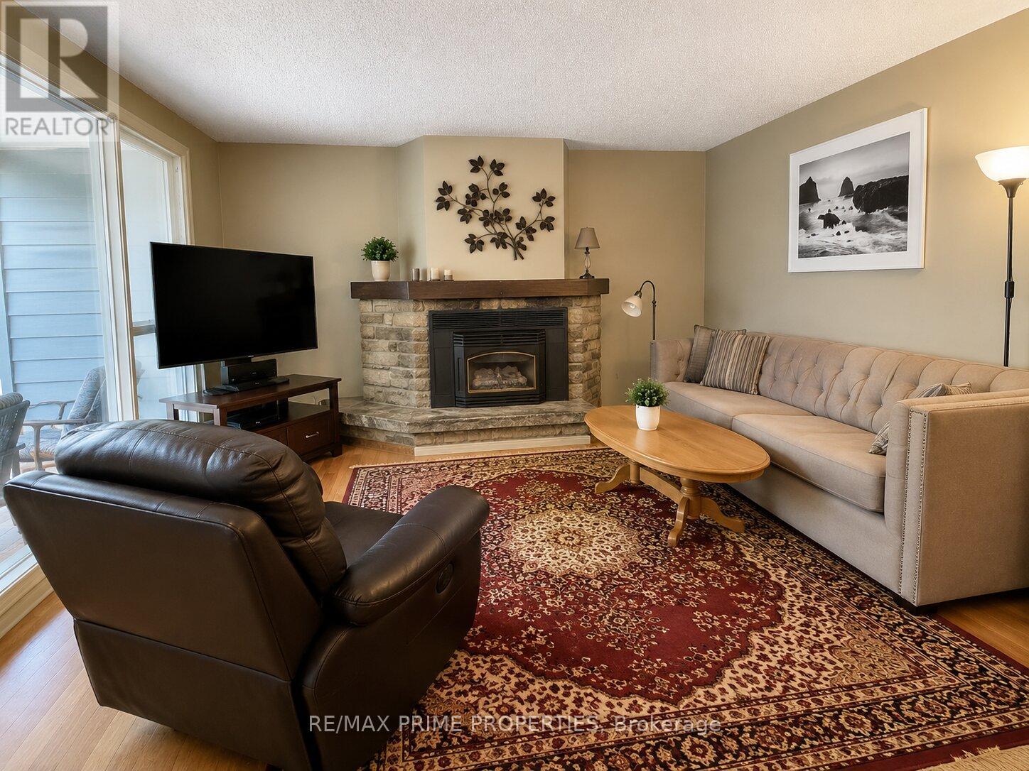 187 FREDERICK DRIVE - 6