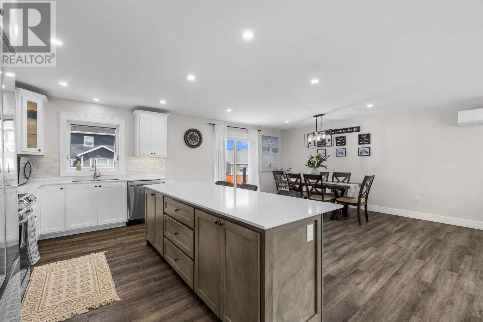 98 Kelly Heights - 13