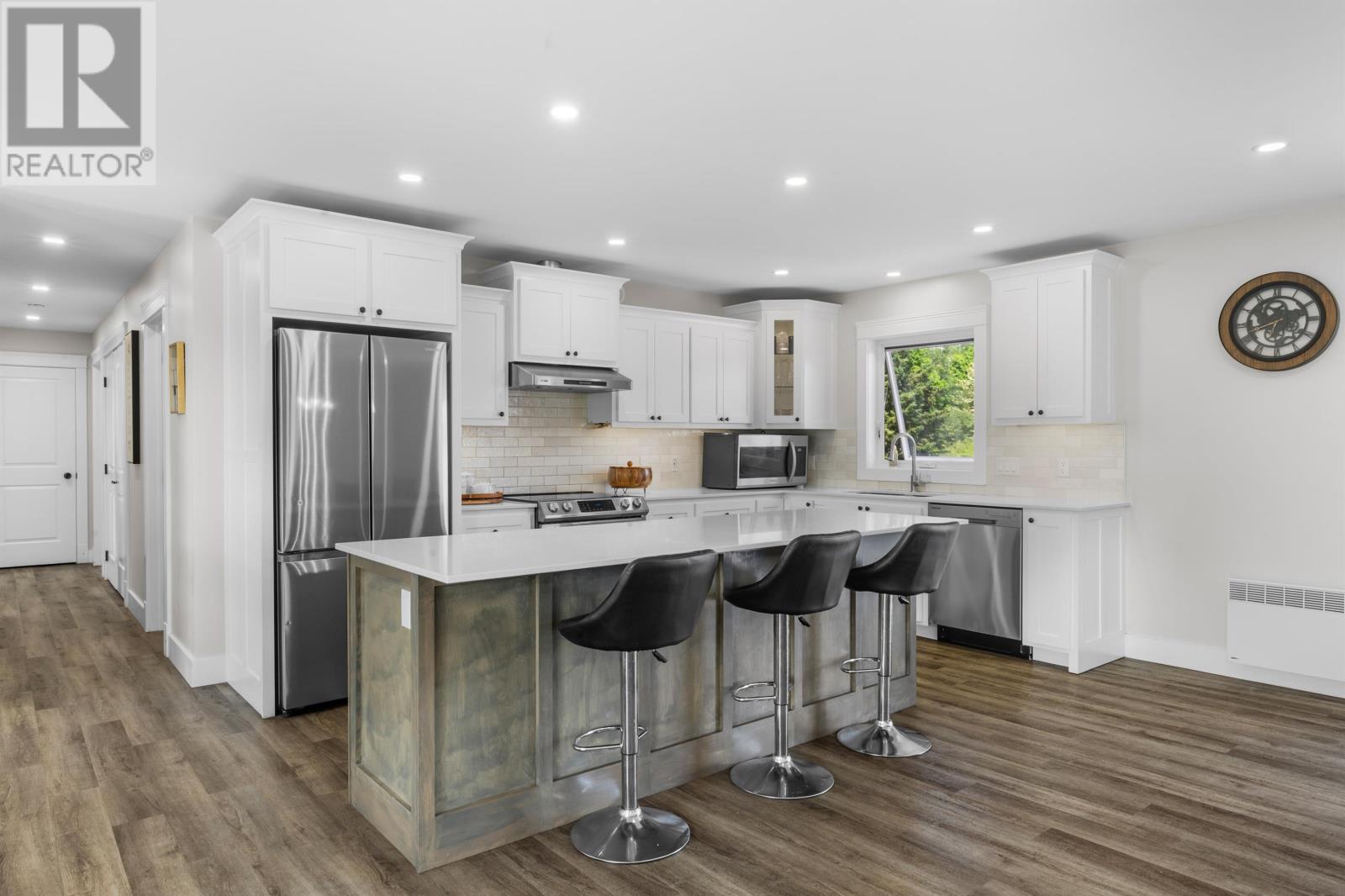 98 Kelly Heights - 15