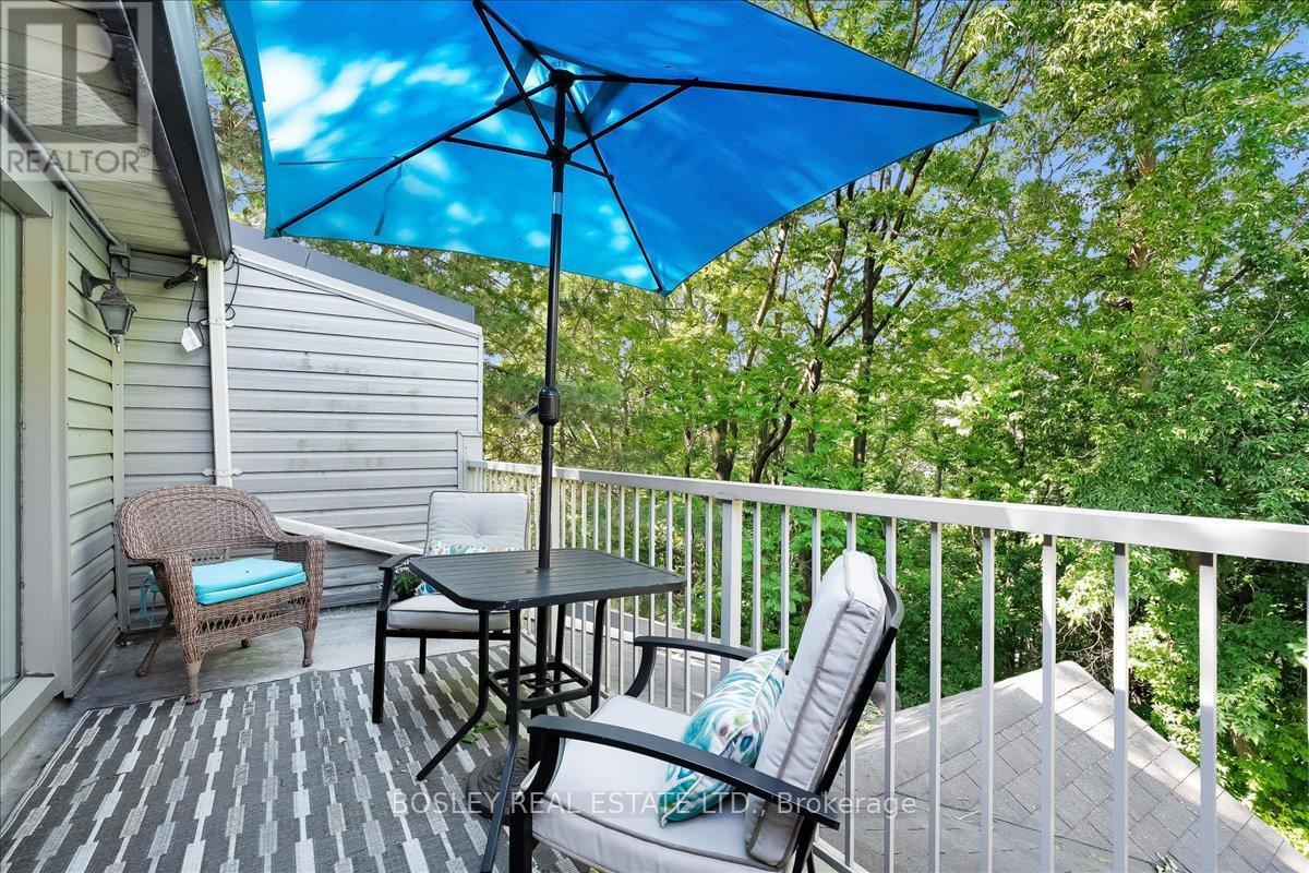 #11 18 DONCREST ROAD - 16