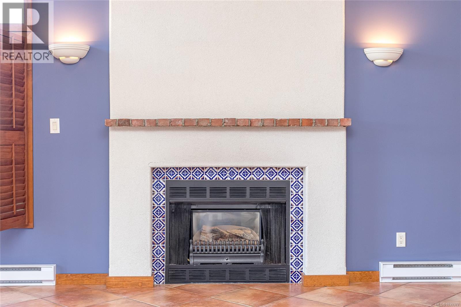  802 Country Club Drive, Cobble Hill