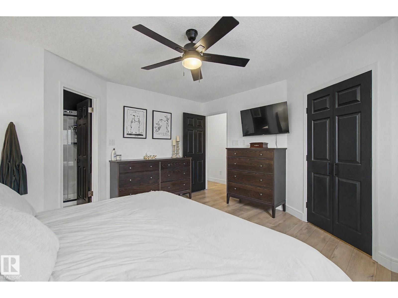 4403 43 ST — photo 34
