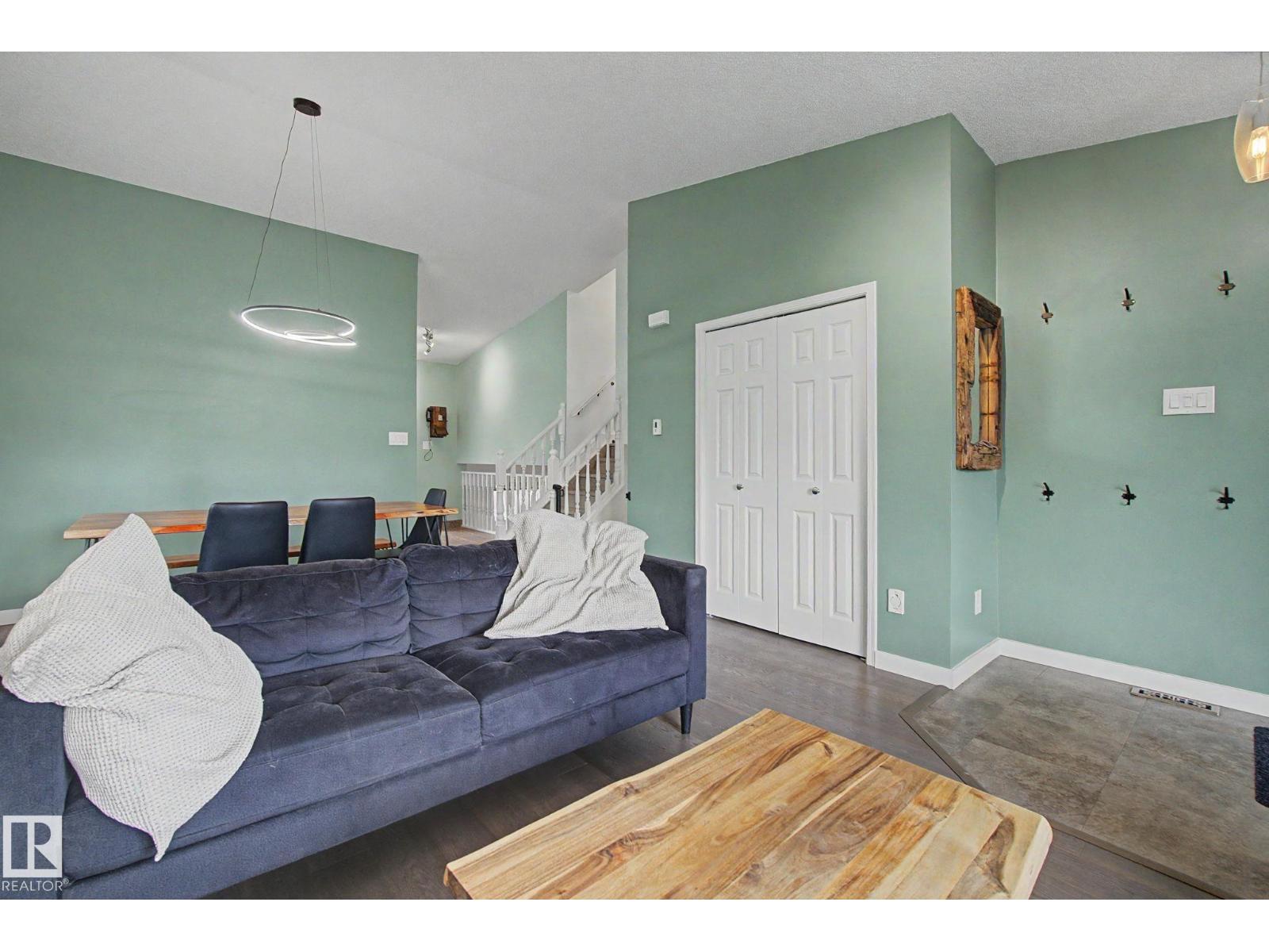 4403 43 ST — photo 9