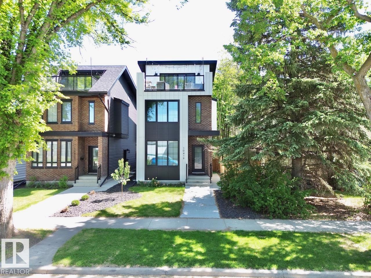 10419 136 ST NW - 1