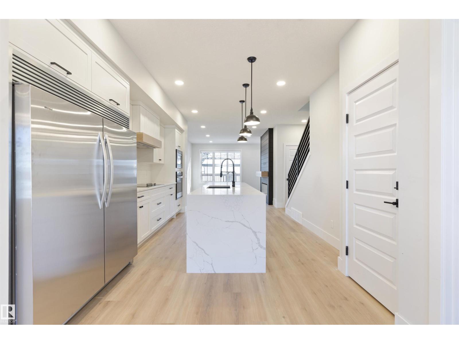 10419 136 ST NW - 13