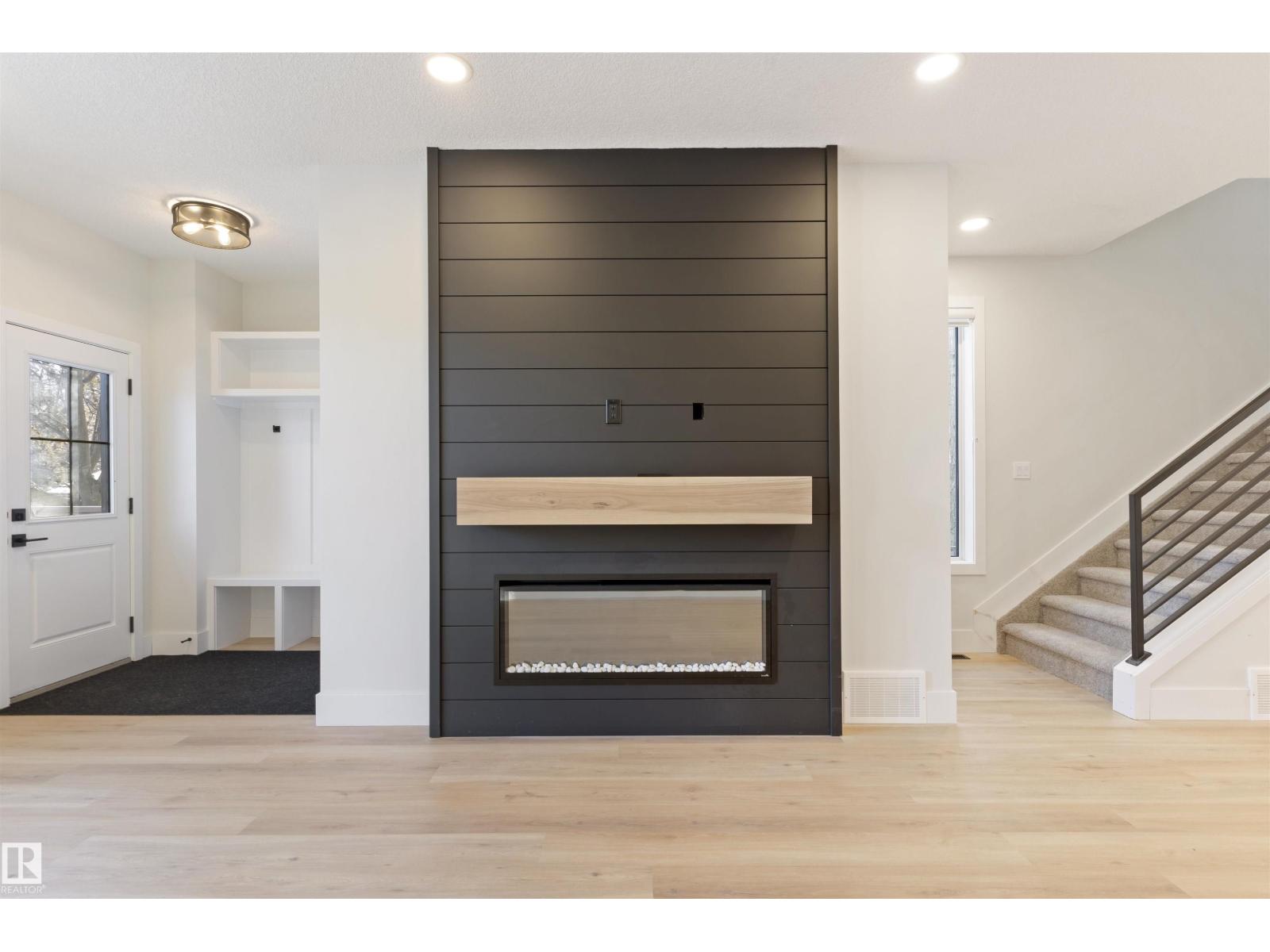 10419 136 ST NW - 26