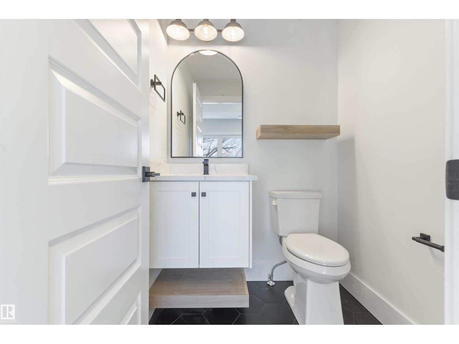 10419 136 ST NW - 49