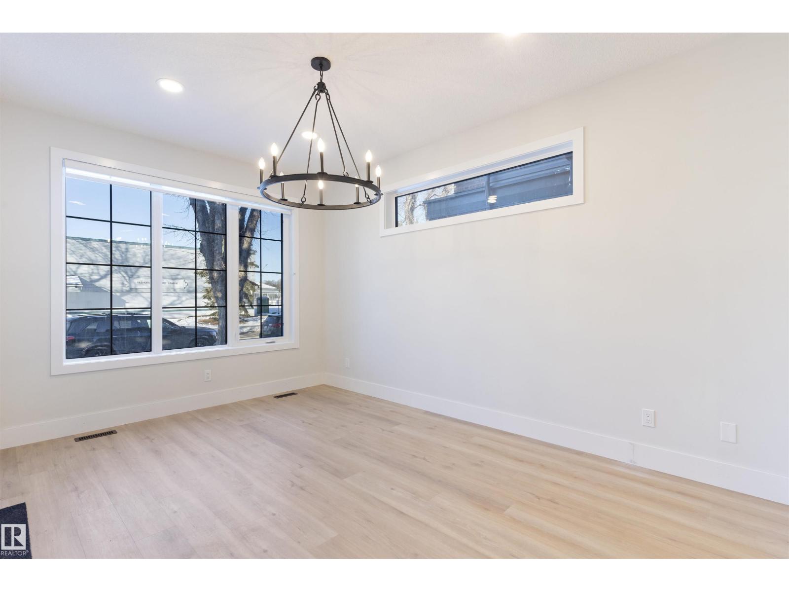 10419 136 ST NW - 6