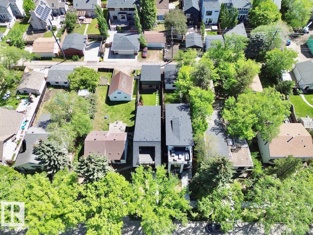 10419 136 ST NW - 69