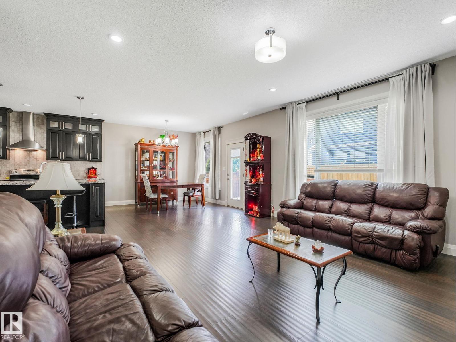 16268 137 ST NW - 11
